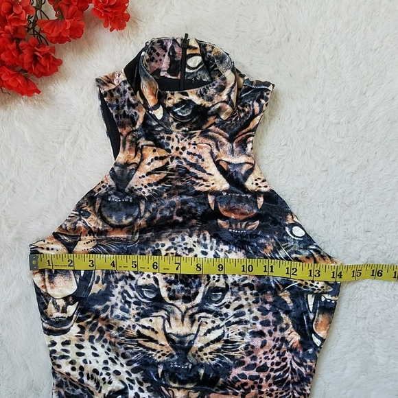 Roberto Cavalli Velvet Leopard Print Bodysuit - Picture 4 of 9